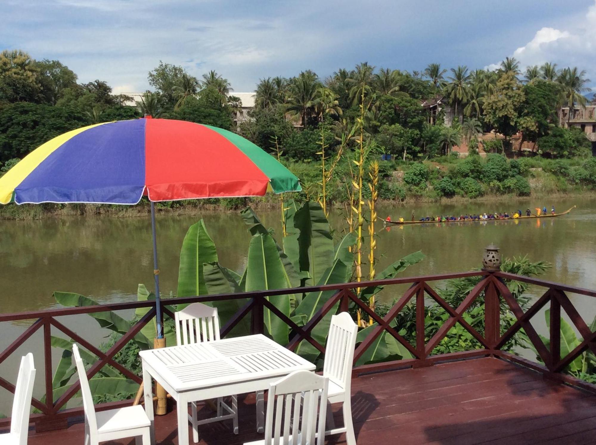 Merry Riverside Hotel Luang Prabang Exterior photo