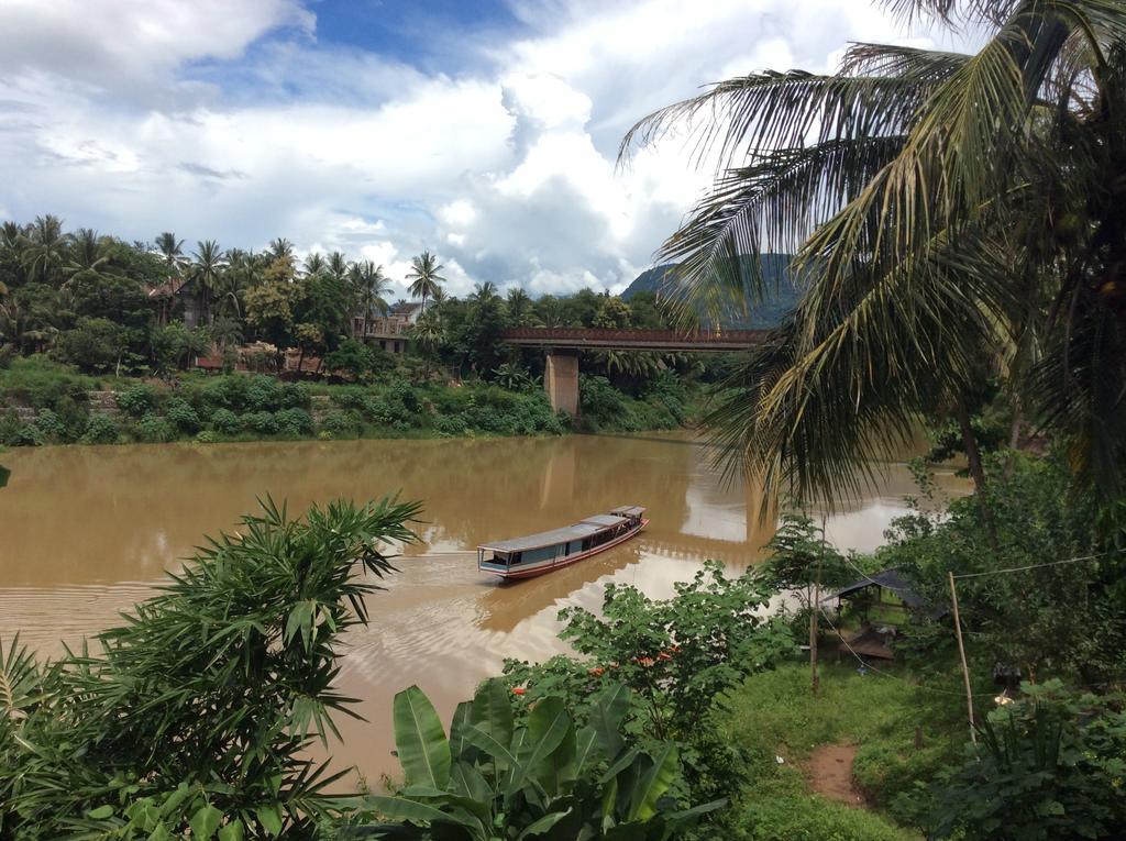 Merry Riverside Hotel Luang Prabang Exterior photo