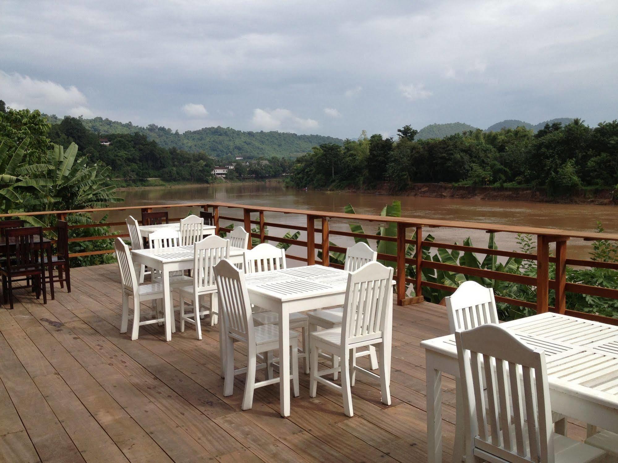 Merry Riverside Hotel Luang Prabang Exterior photo