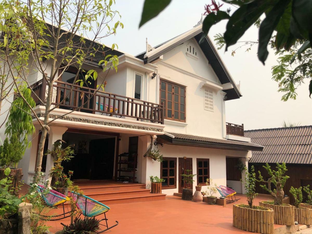 Merry Riverside Hotel Luang Prabang Exterior photo